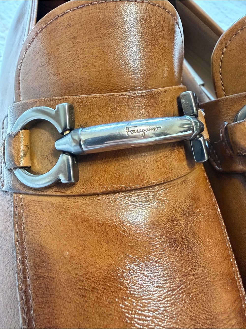 $1,090 Salvatore Ferragamo Brown Leather Gancini Buckle Horse-bit Loafers 10.5 D - Picture 9 of 16